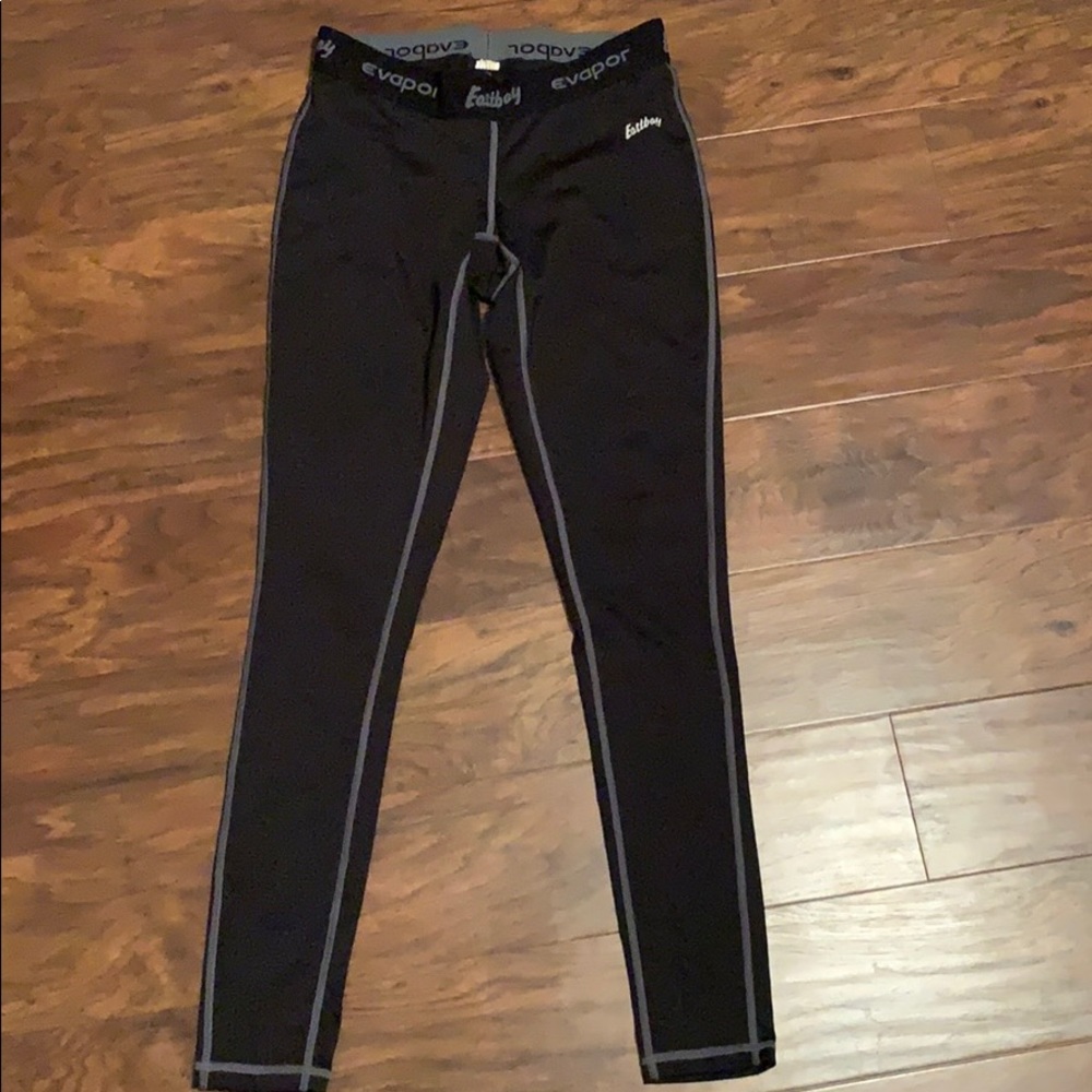 Athletic leggings